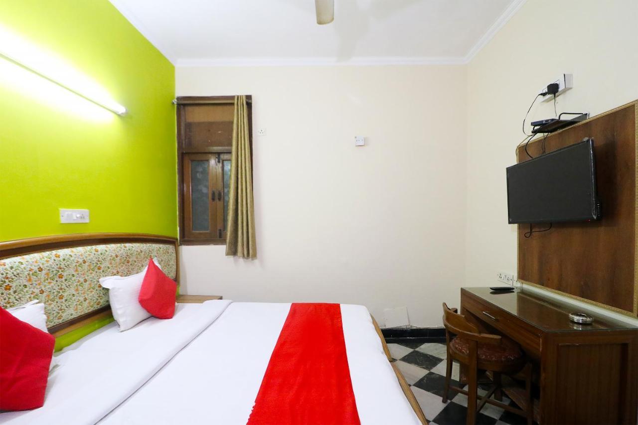 Hotel Westend Holiday Home 5 Mint From Nizamuddin Railway Station New Delhi Eksteriør billede