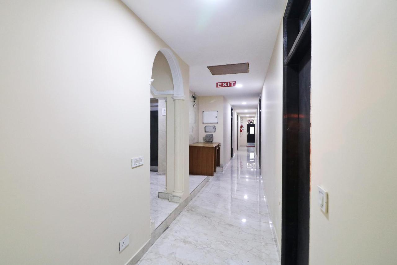 Hotel Westend Holiday Home 5 Mint From Nizamuddin Railway Station New Delhi Eksteriør billede